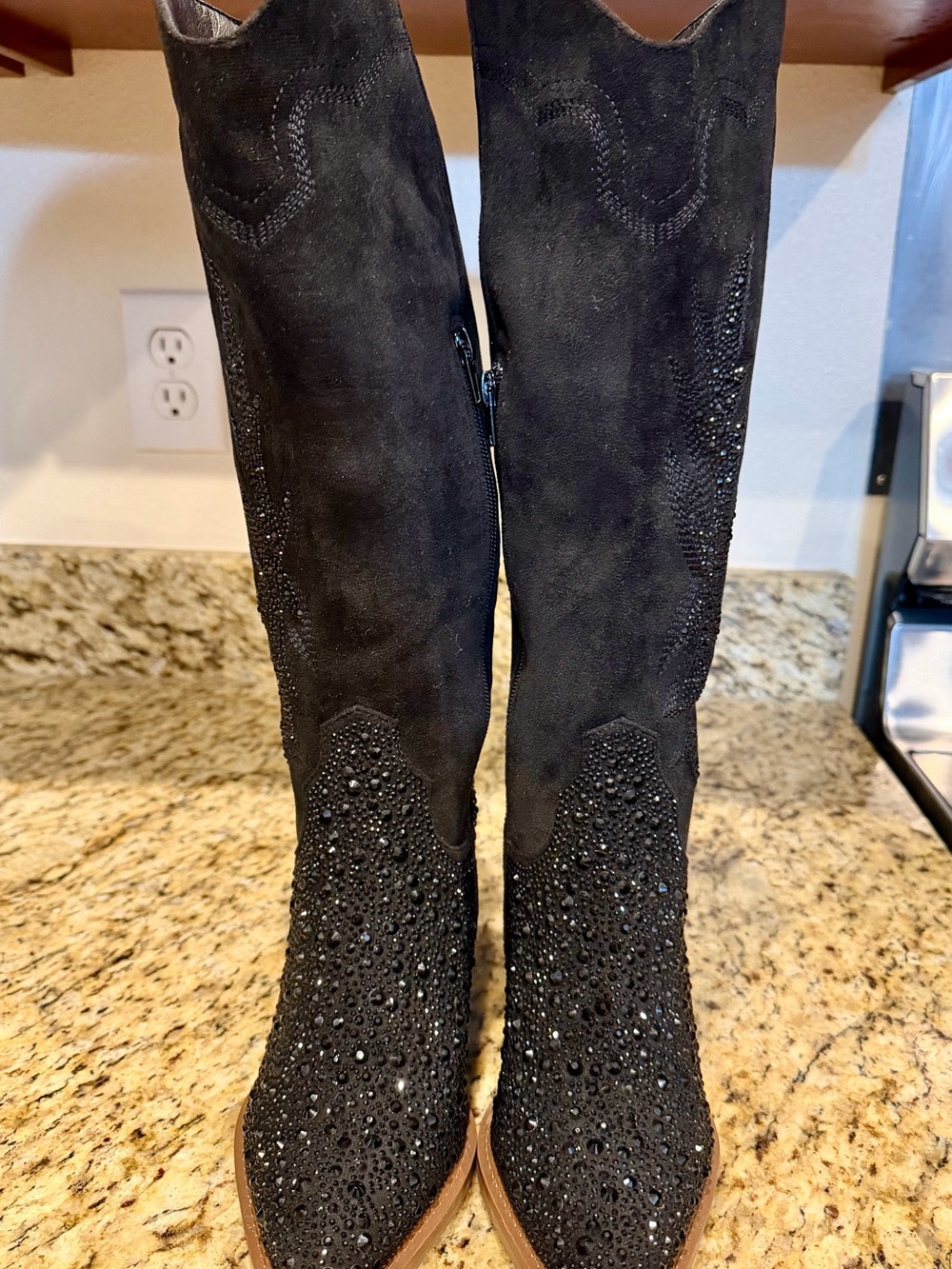 Cape Robbin “Anniston”Black Crystal Embellished Knee-High Suede Boots Sz: 5.5